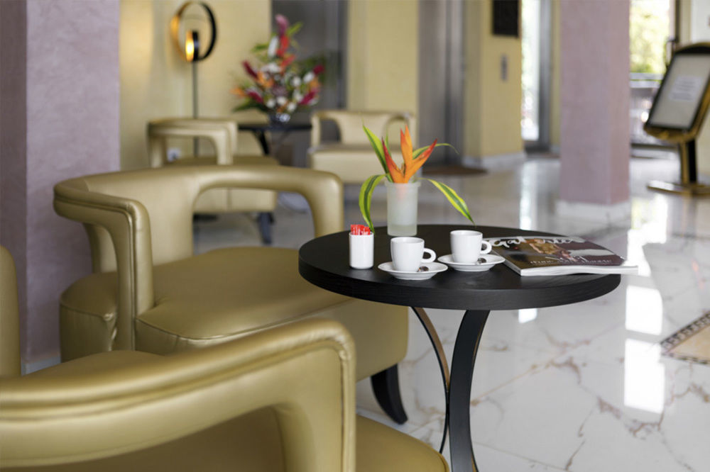Bravia Hotel Ouagadougou Ngoại thất bức ảnh