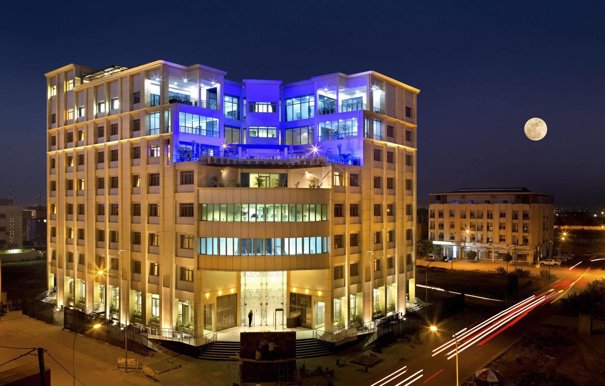 Bravia Hotel Ouagadougou Ngoại thất bức ảnh