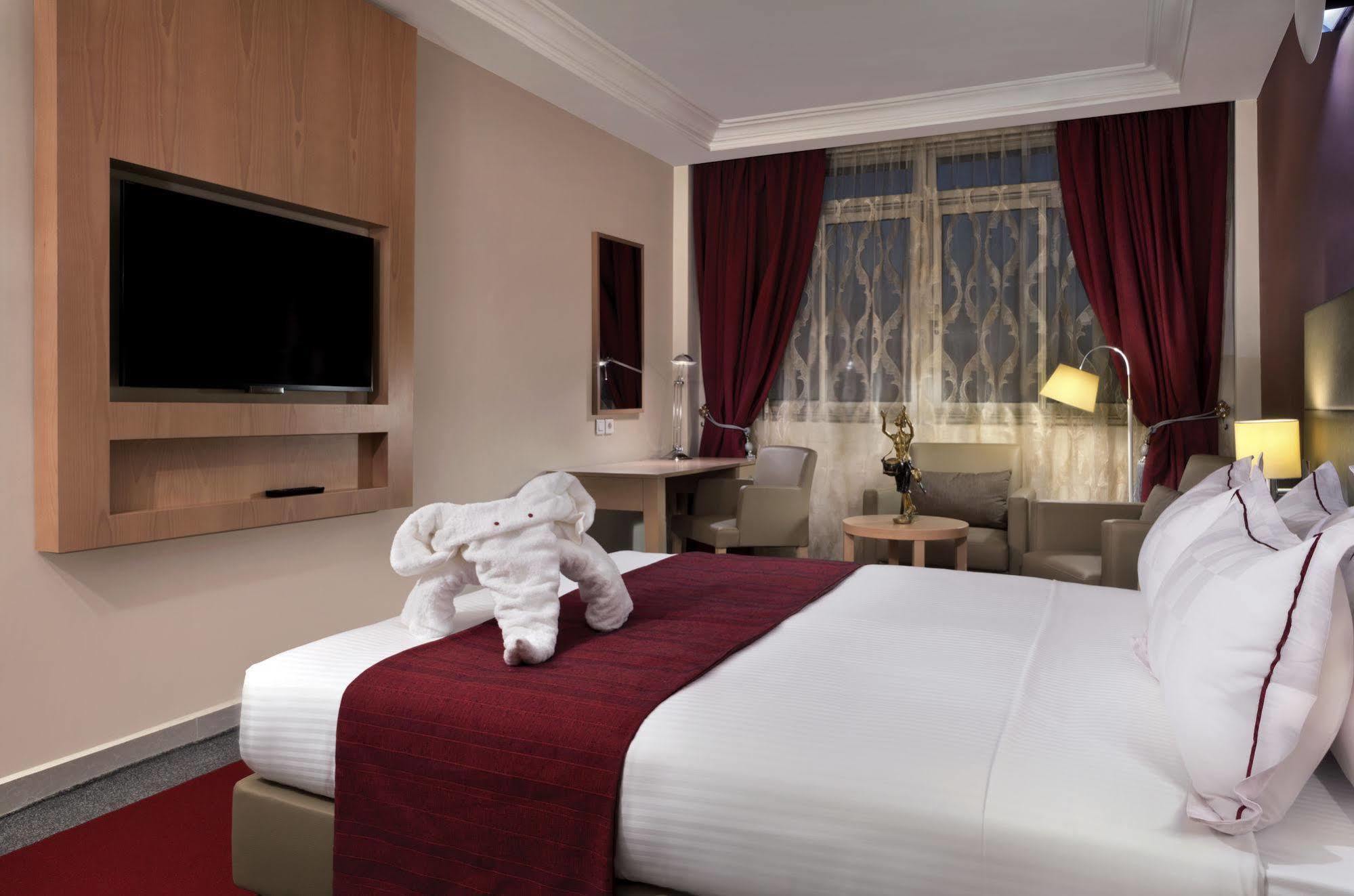 Bravia Hotel Ouagadougou Ngoại thất bức ảnh